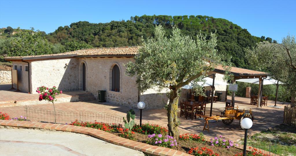Azienda Agrituristica Caridà Zaccanopoli Exterior foto