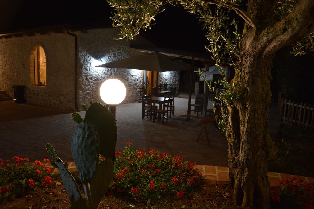 Azienda Agrituristica Caridà Zaccanopoli Exterior foto
